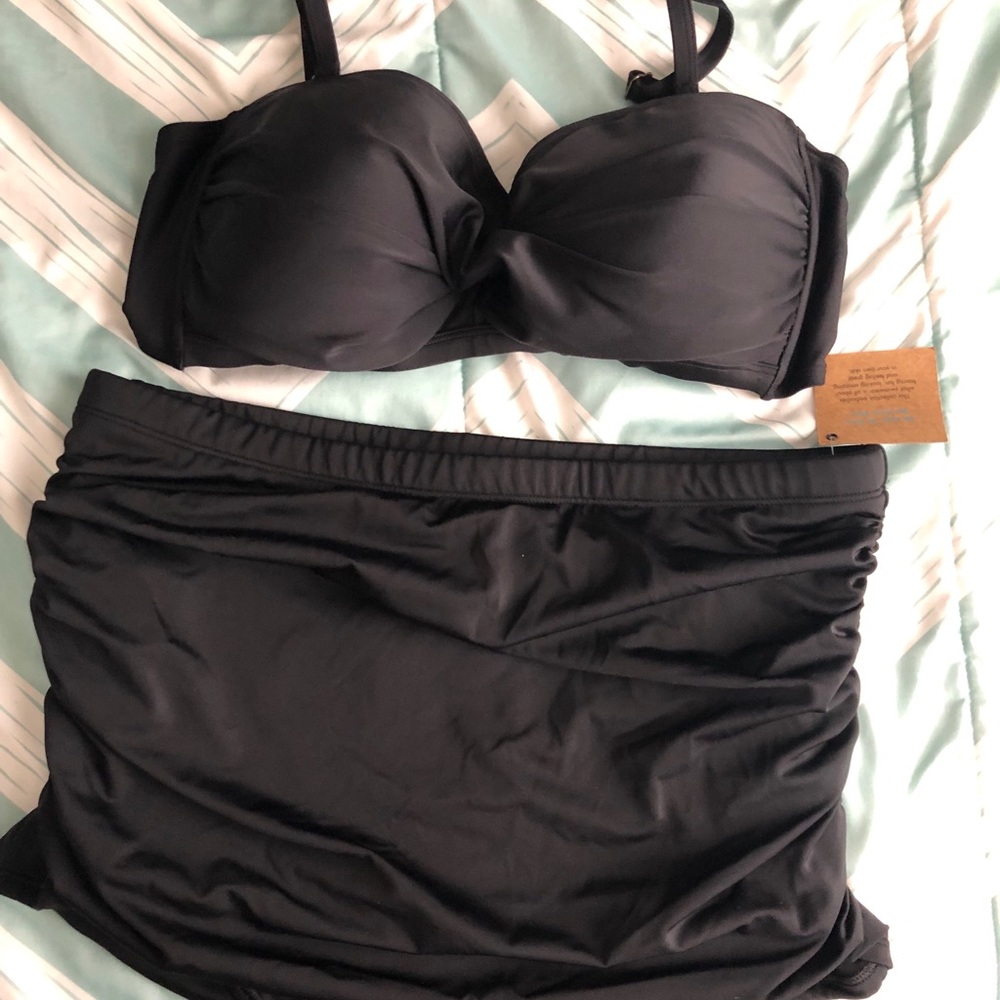 Two piece swim suit. Size 12/14 black